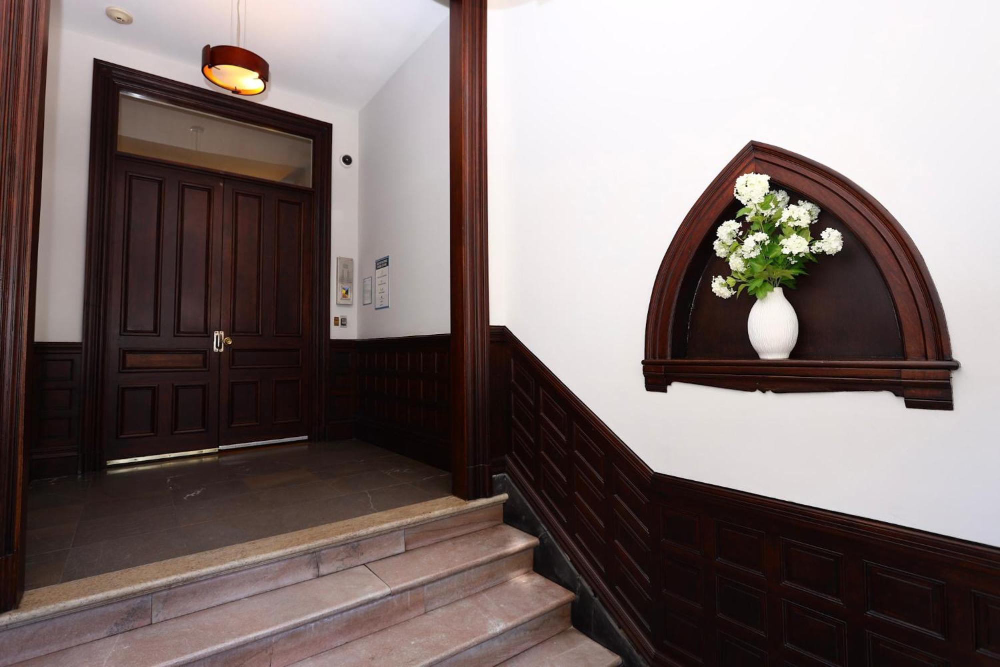 Stylish Newbury Street Studio, #2 Boston Exterior foto
