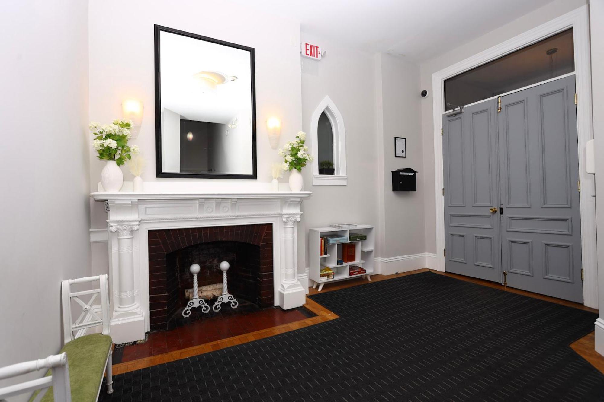 Stylish Newbury Street Studio, #2 Boston Exterior foto