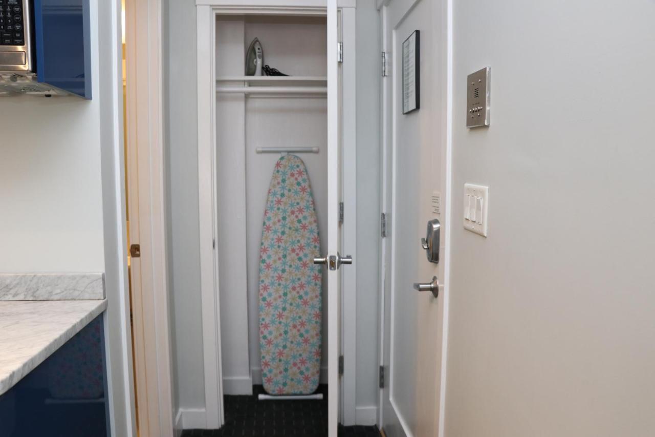 Stylish Newbury Street Studio, #2 Boston Exterior foto